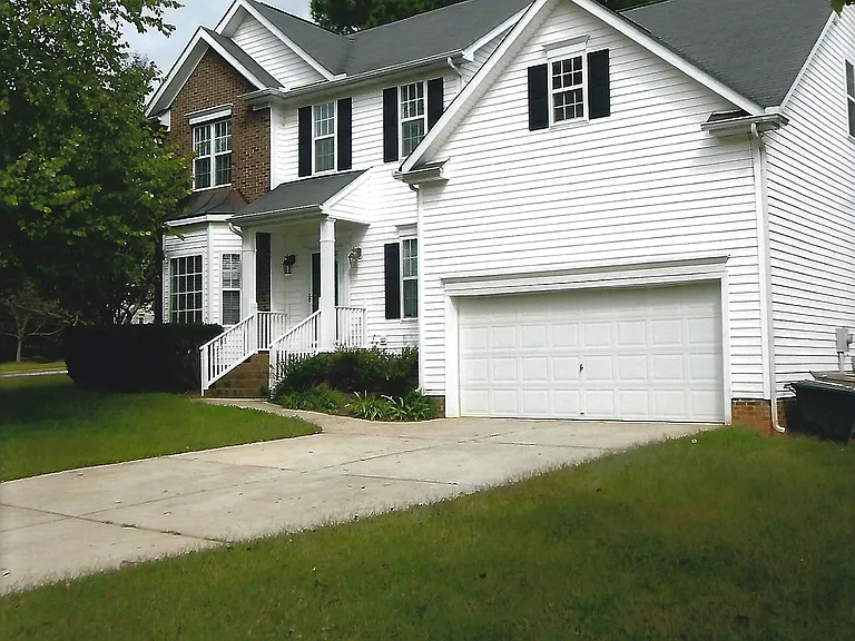 604 Arbor Greene Dr — Photo 3