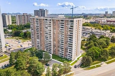 1st image of 15 Kensington Rd #409