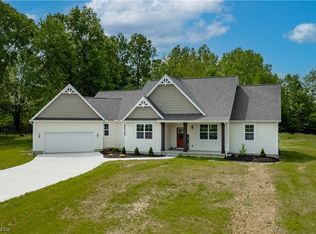 32195 Avon Rd, Avon, OH 44011