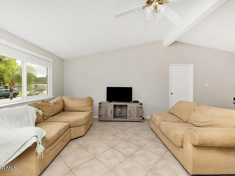 1107 Whitecliff Rd — Photo 1