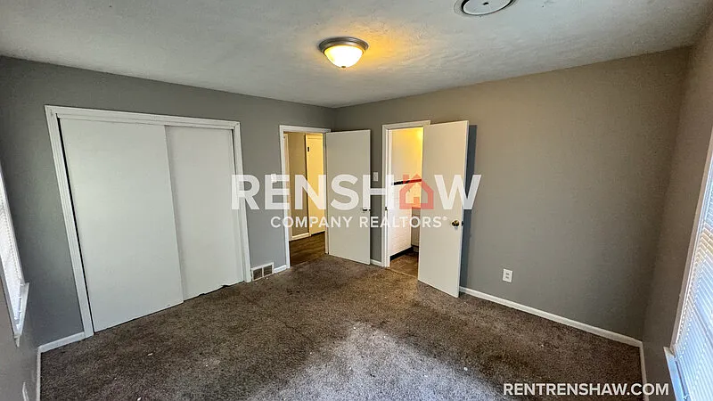 3 bed, 1.0 bath, 1192 sqft, $1,095 — Photo 3