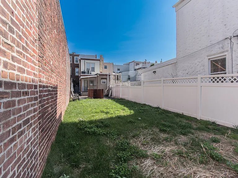 2316 E Lehigh Ave — Photo 51