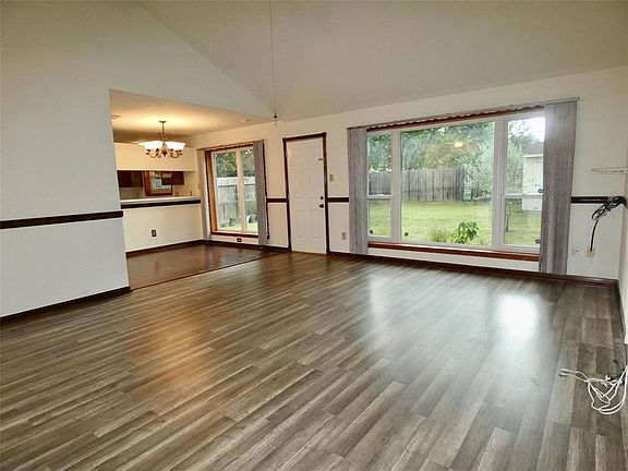 2nd image of 7826 Yellow Pine Dr