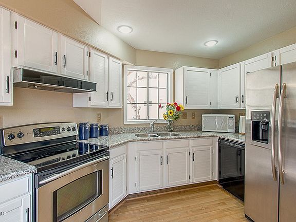 4th image of 5067 W Mercury Way