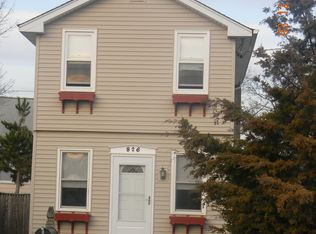 826 S 5th St, Lindenhurst, NY