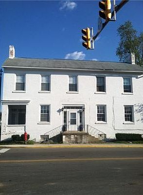 1st image of 41 N Chillicothe St