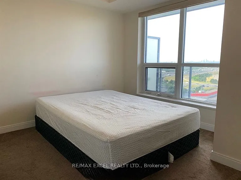 151 Village Green Sq #1806 — Photo 9