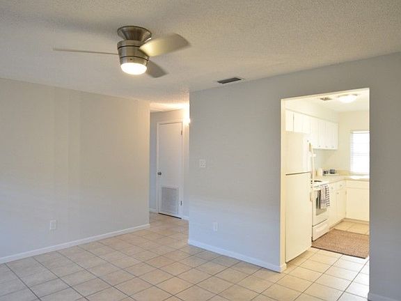 3rd image of 1102 Elmwood St APT A
