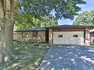 1443 S Lovers Ln, Springfield, MO 65804