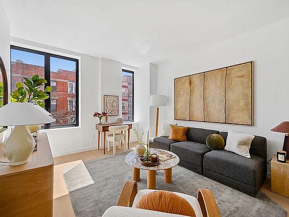 2nd image of 645 Park Pl #2F