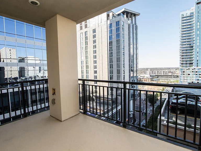 Large Terrace w/Views of Park and Baseball Stadium