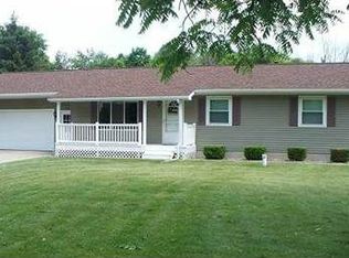 557 S Onondaga Rd, Mason, MI 48854
