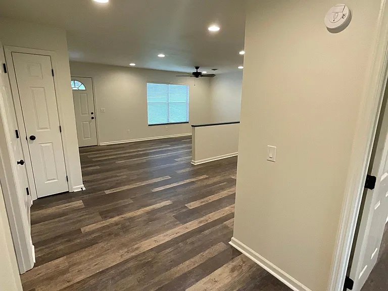 947 Nichols Rd — Photo 13