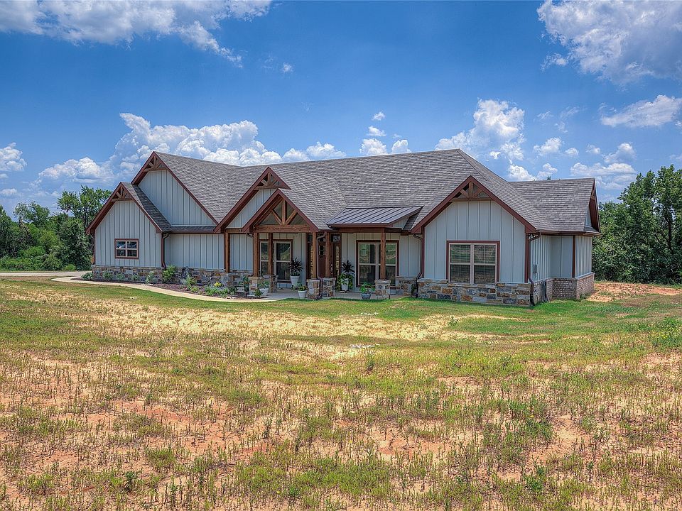 1st image of 5271 Lago Vista Dr
