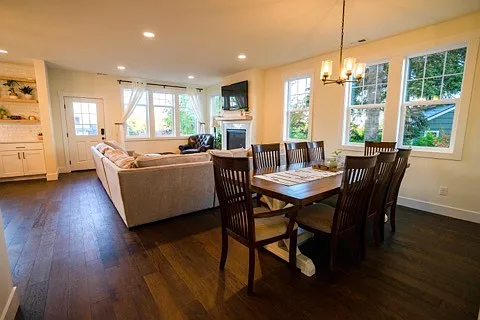 5050 36th Ave NE — Photo 22