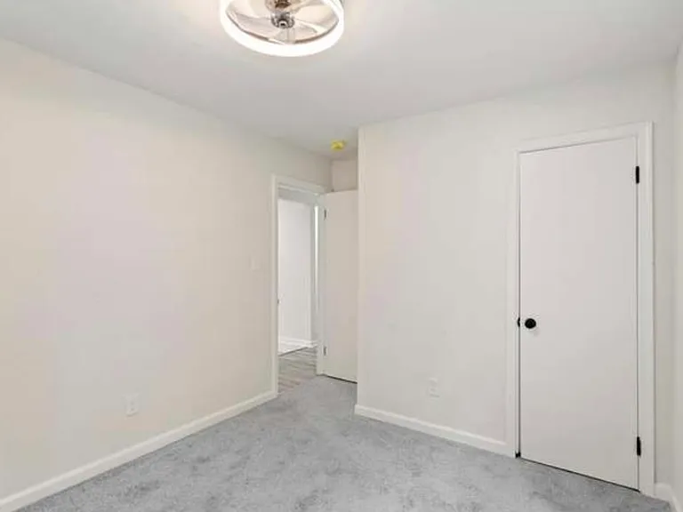 1242 22nd St — Photo 18