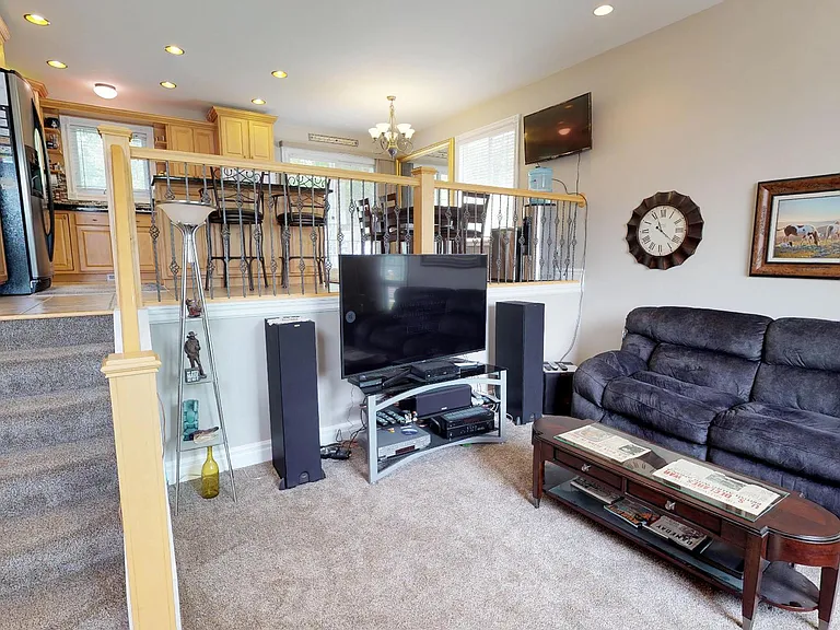 3835 Fairmeadow Dr — Photo 41