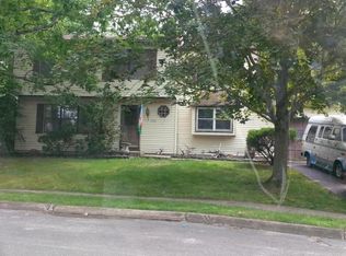 1236 Medina Rd, Lakewood, NJ 08701