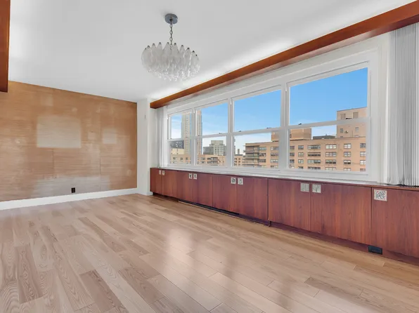 150 West End Avenue image 4 of 22