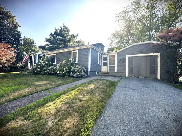 1 Park St, Middleboro, MA 02346