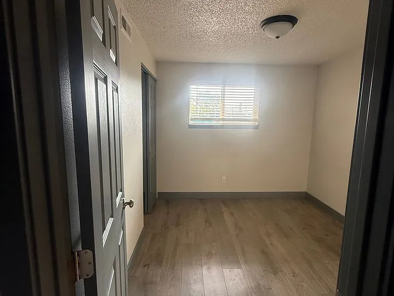 3007 E Central Ave — Photo 3
