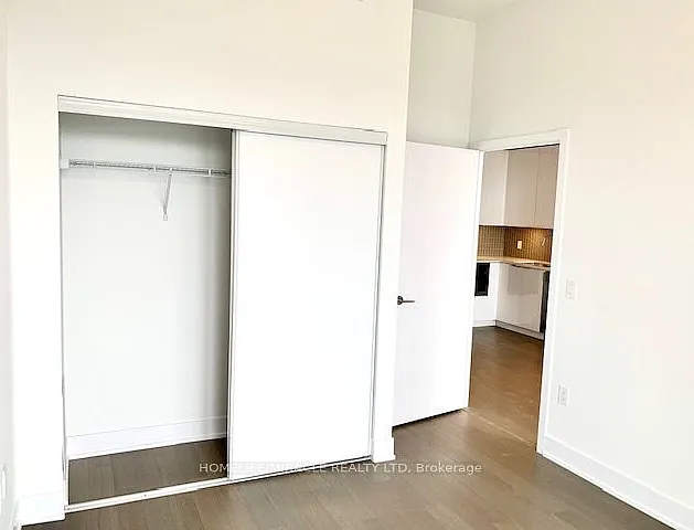 30 Shore Breeze Dr #LPH01A — Photo 22
