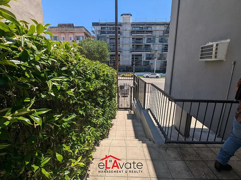 1515 S Beverly Glen Blvd #3 — Photo 19