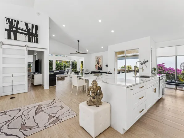 13853 Palm Grove Place, Palm Beach Gardens, FL 33418