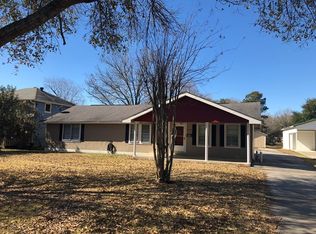 6279 Howe St, Groves, TX 77619