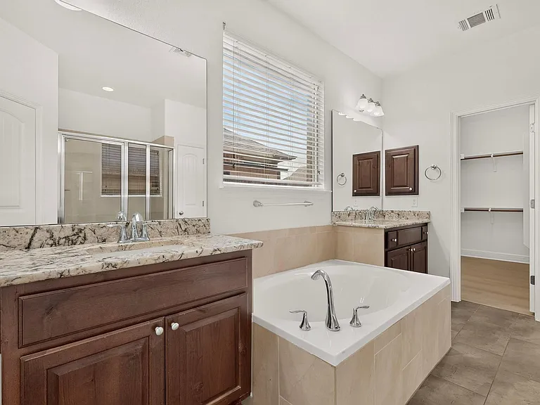 105 Martino Trl — Photo 14