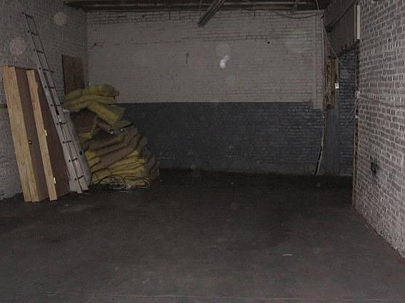 2nd image of 2403 E Ann St Frnt Garage