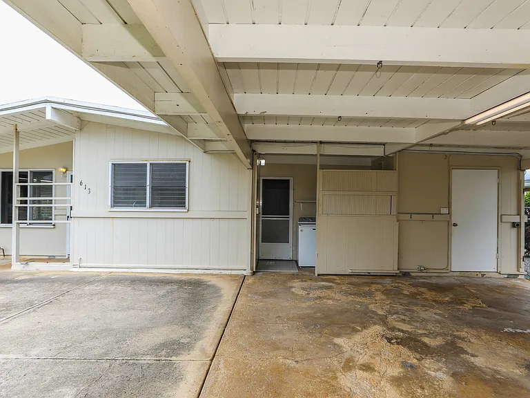 613 Papalani St — Photo 39