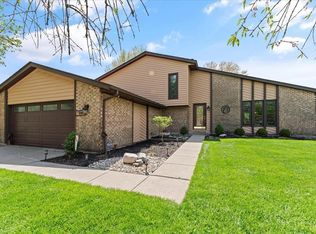 1069 Willow Ln, Mason, OH