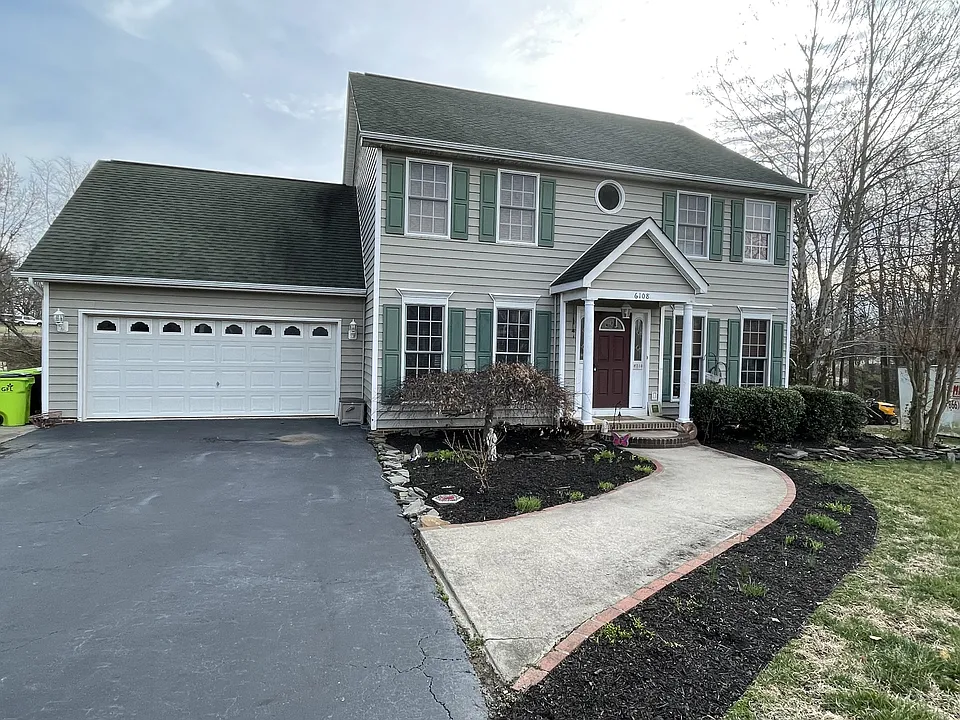6108 N Willow Pond Dr