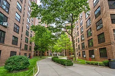 Sold by Poljan Properties Inc.