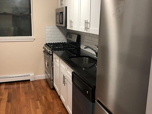 4th image of 13643 37th Ave APT 5E