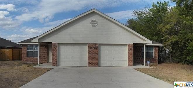 1st image of 605 E Avenue G