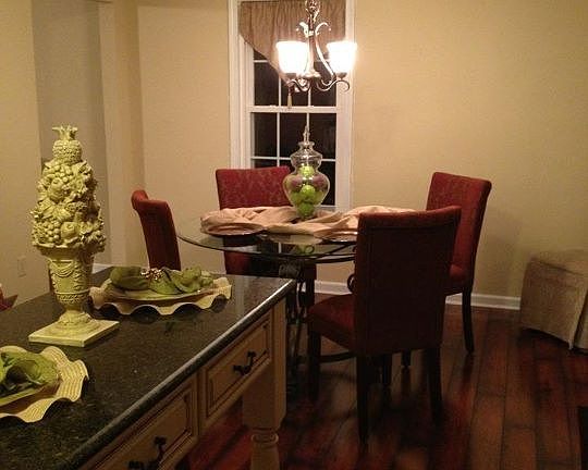 5th image of 519 Green Valley Dr