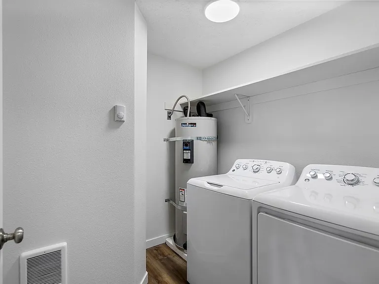 10008 N Colfax Rd #101-115 — Photo 26