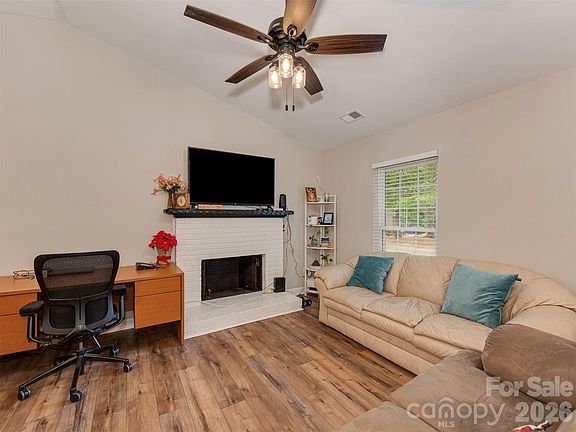 3rd image of 10200 Cairnsmore Pl