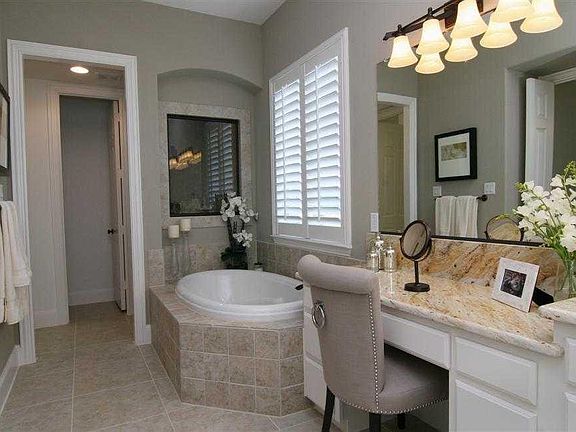 4th image of 1461 Brookhill Ln