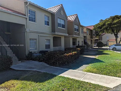 18308 NW 68th Ave #D Photo 1