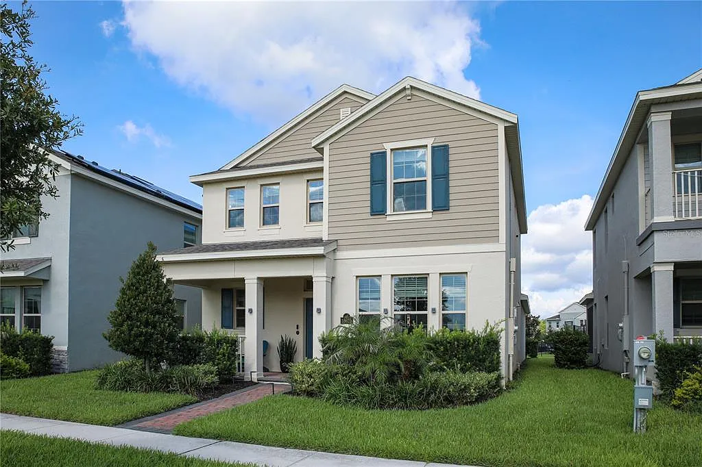 3 bed, 2.5 bath, 2216 sqft, $3,900 — Photo 2