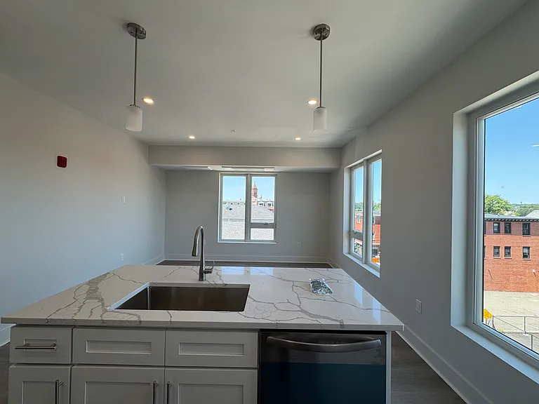 386 Atwells Ave #2A — Photo 3