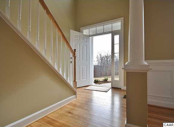 2nd image of 15 Kenwood Ln