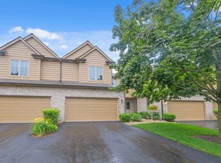 119 Santa Fe Ln, Willow Springs, IL 60480