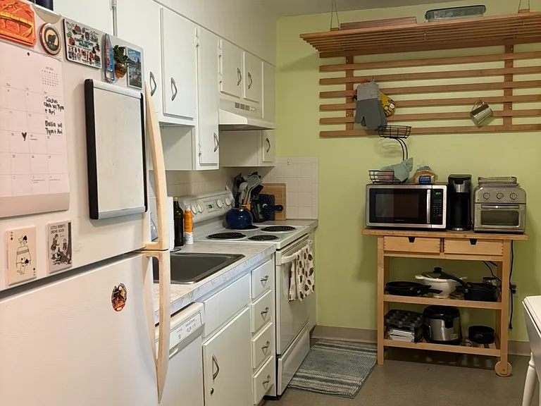 60 Pleasant St #421 — Photo 12