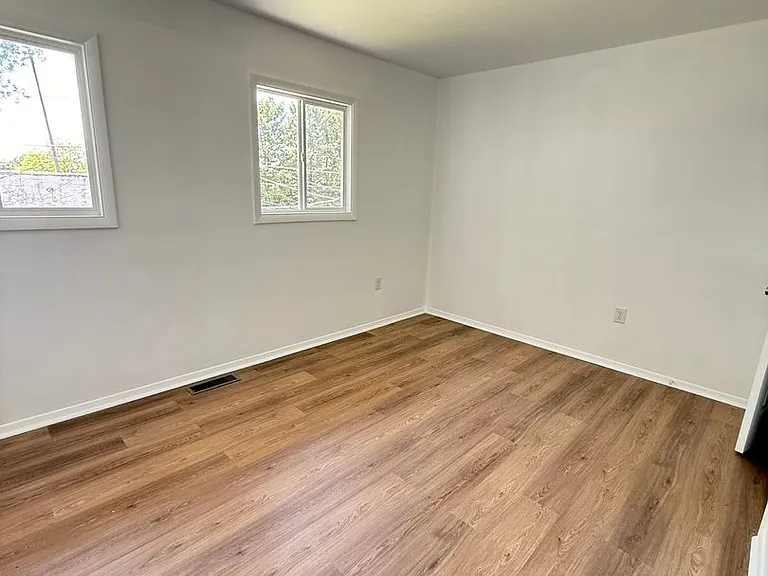 319 Main St #1-10 — Photo 5