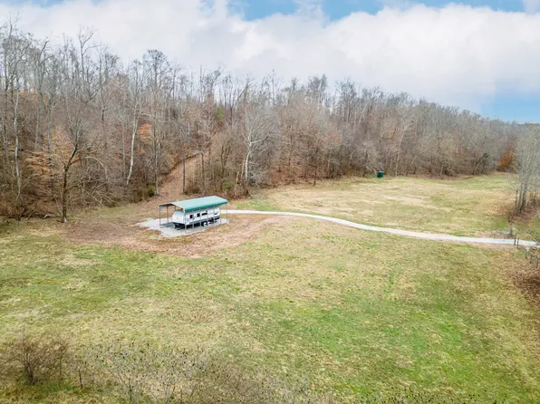 1385 Shannon Creek Rd, Goodspring, TN 38460