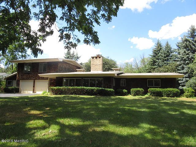 1st image of 3591 Glenn Dr SE